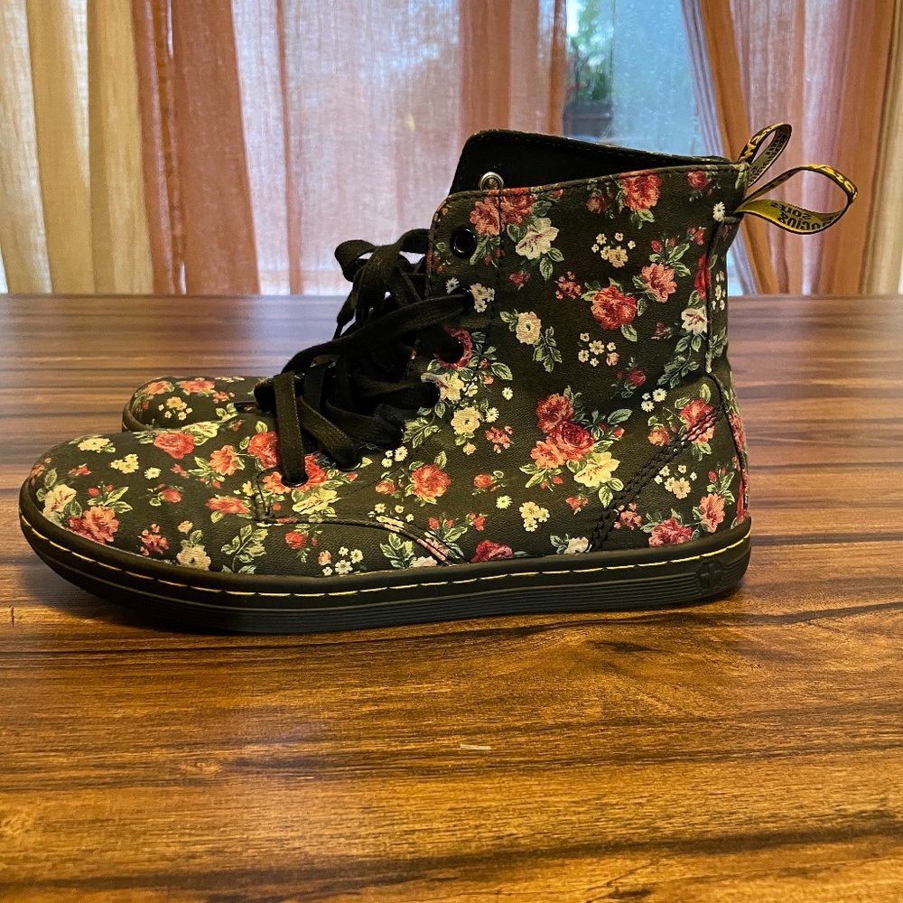 Floral cloth Doc Martens